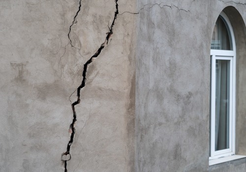 A Complete Guide to Fixing Cracks in Walls and Ceilings